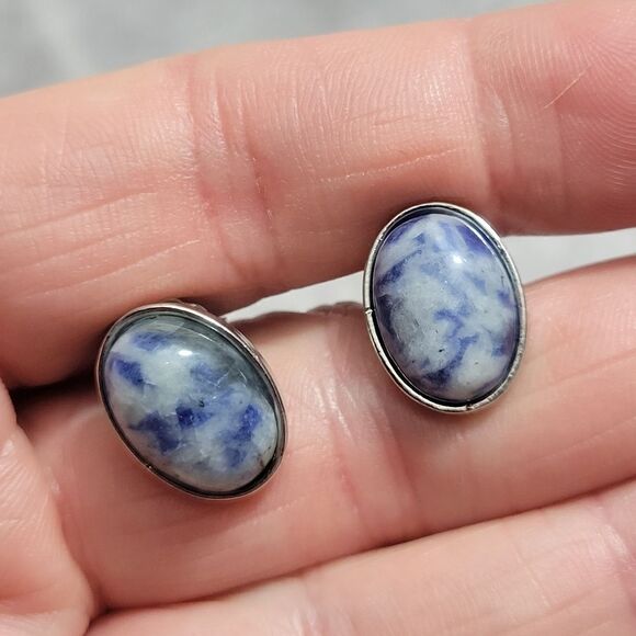 Sodalite Pendant Necklace, Bracelet, Earrings, and Ring - Picture 14 of 16